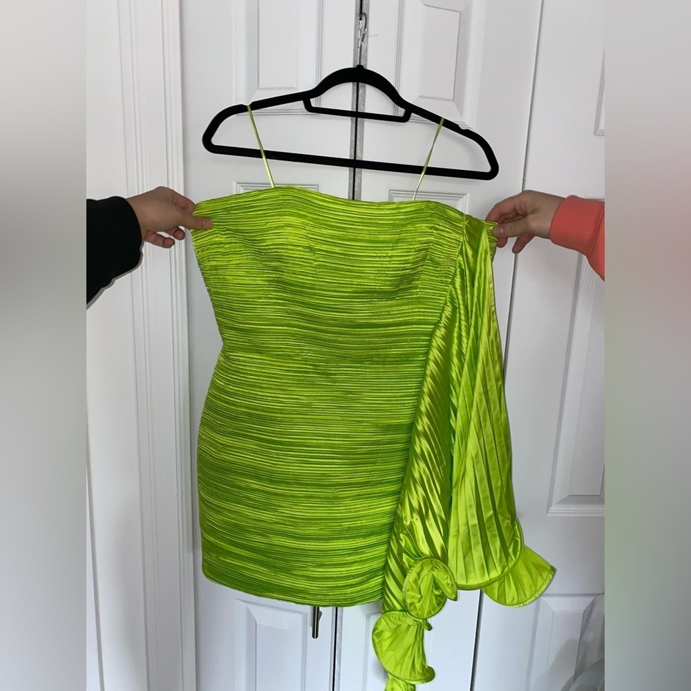 NWT Amur Keyleigh Ruched Off The Shoulder Size 12 Lime Green Strapless Dress